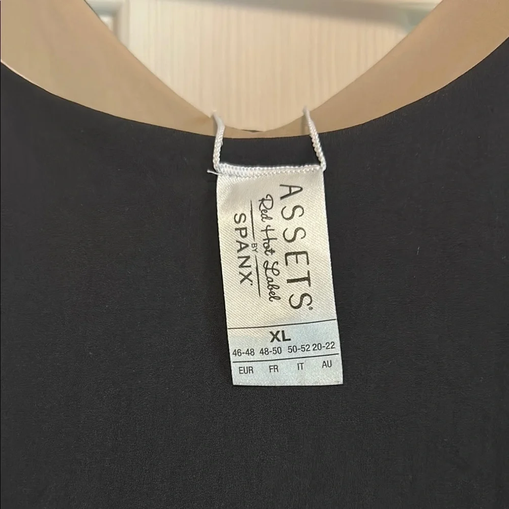 Assets Red Hot Label by Spanx Size XL - Picture 3 of 11